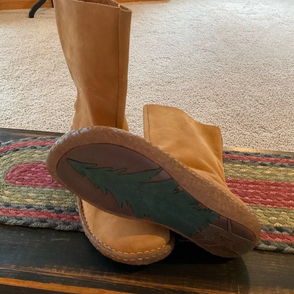 Born Suede Leather Tan Mid-Calf Women’s Boots, Sz 9 - Picture 9 of 14